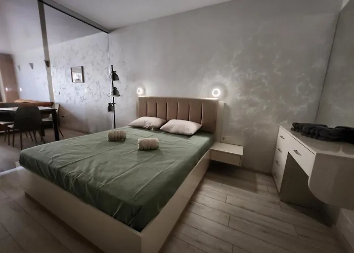 мери * וארנה