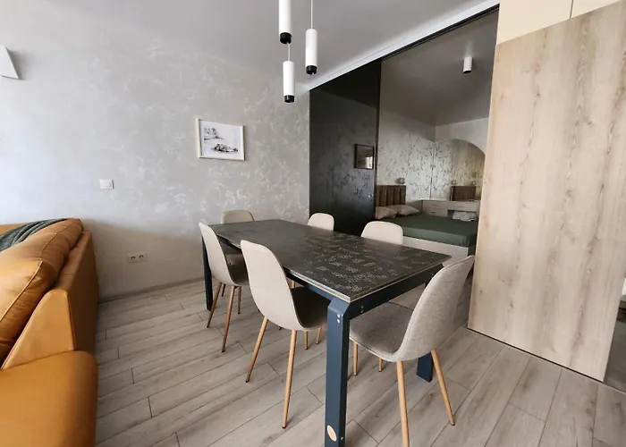 мери Apartment *